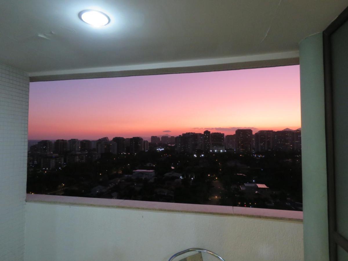 Apartamento Barra Prime Flats, Ed Mediterraneo, Wi-fi 400mb, Balsa Pra Gratis, Ar Condicionado Novo! *