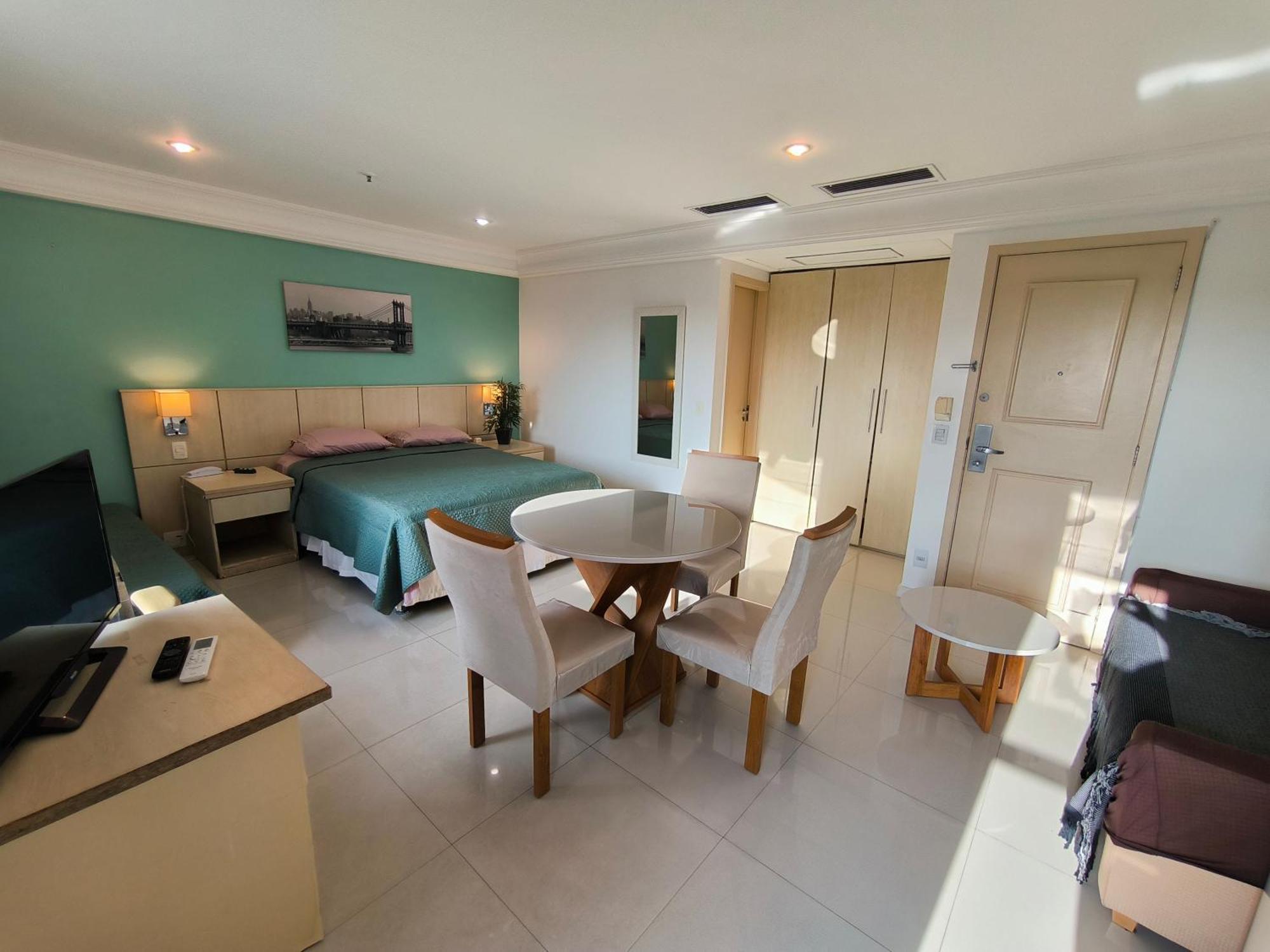 Barra Prime Flats, Ed Mediterraneo, Wi-fi 400mb, Balsa Pra Gratis, Ar Condicionado Novo! Apartamento *
