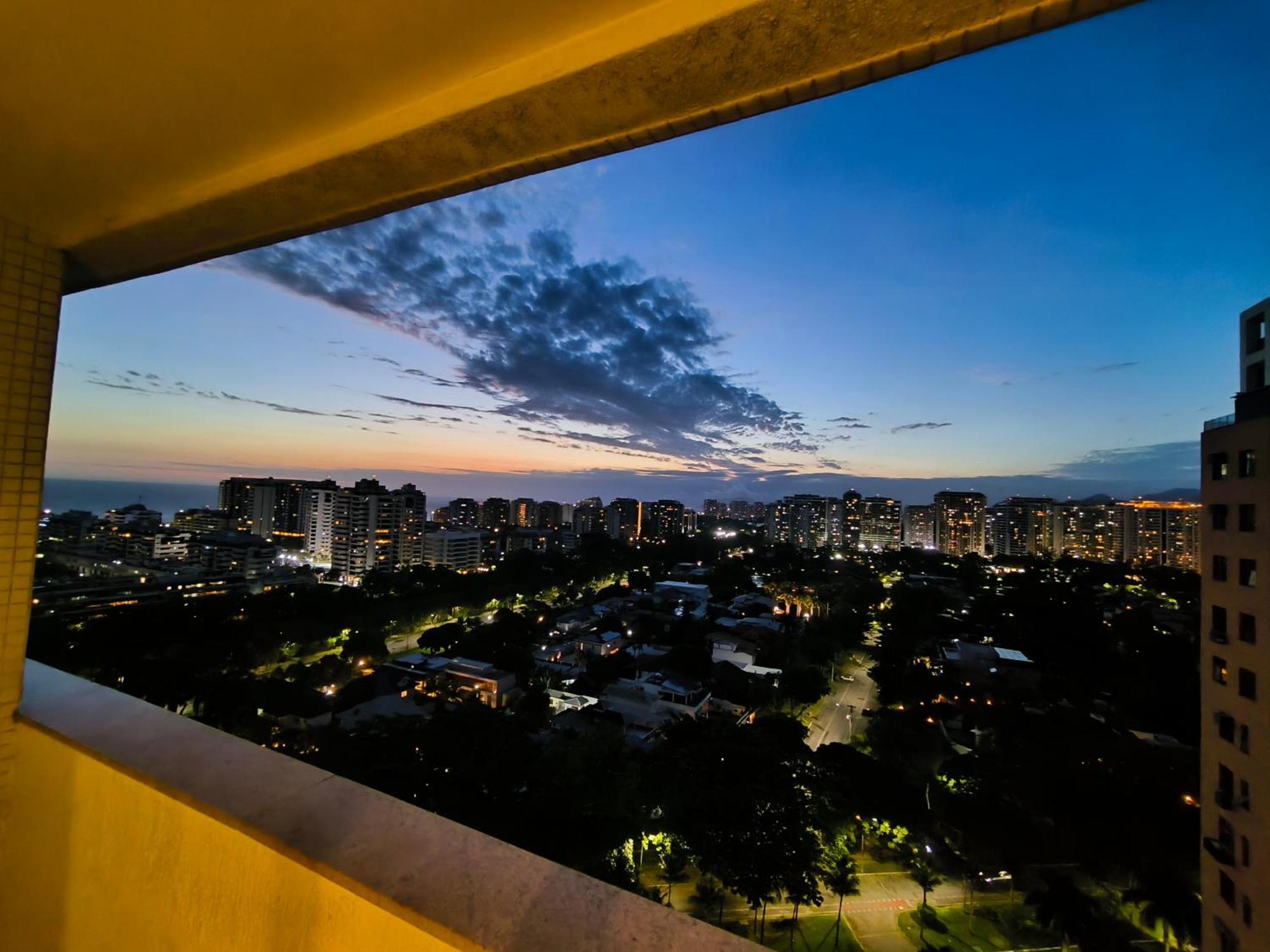 Barra Prime Flats, Ed Mediterraneo, Wi-fi 400mb, Balsa Pra Gratis, Ar Condicionado Novo! * Río de Janeiro