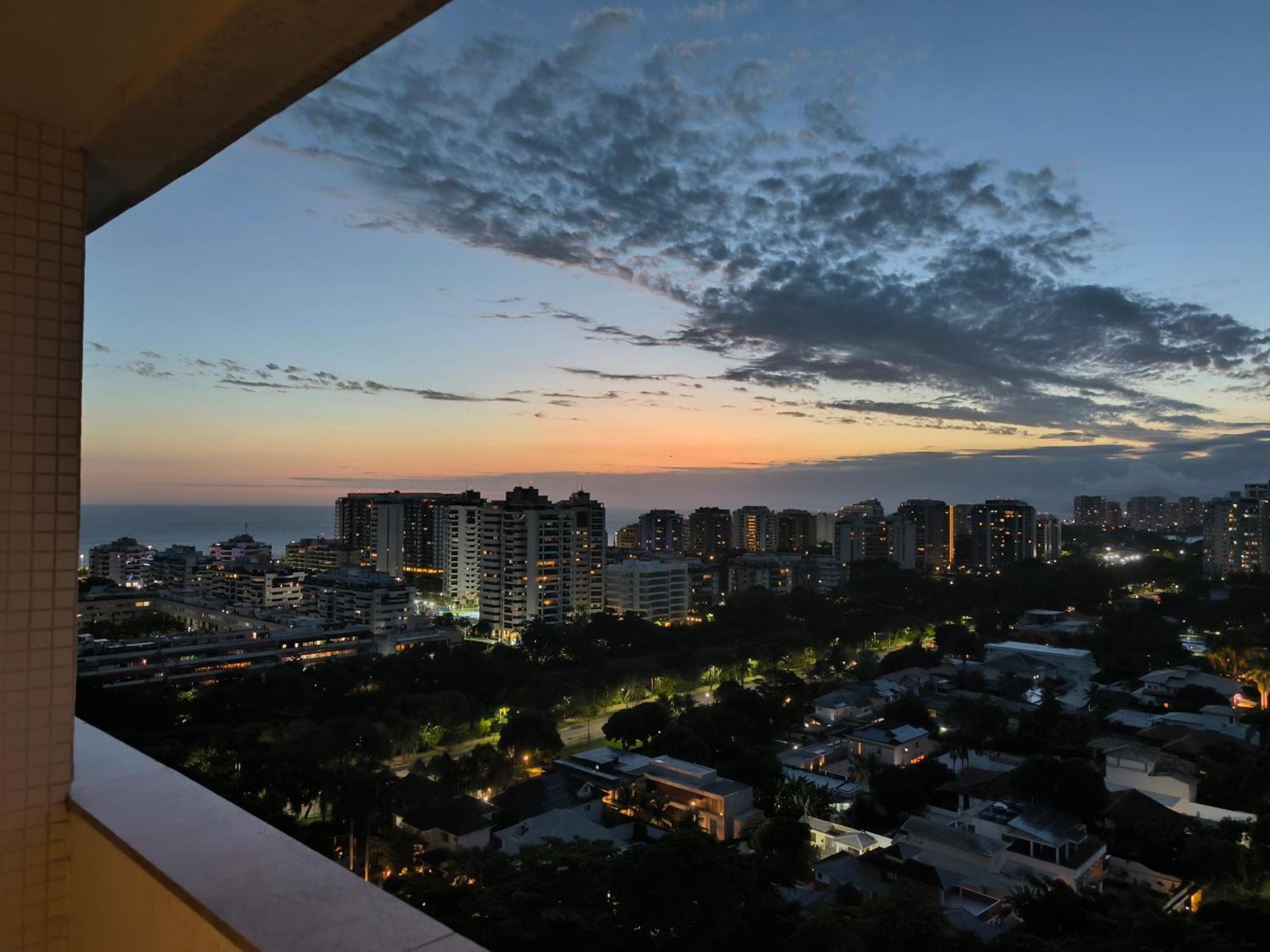 Barra Prime Flats, Ed Mediterraneo, Wi-fi 400mb, Balsa Pra Gratis, Ar Condicionado Novo! Apartamento *