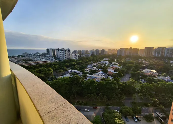 Barra Prime Flats, Ed Mediterraneo, Wi-Fi 400Mb, Balsa Pra Praia Gratis, Ar Condicionado Novo!
