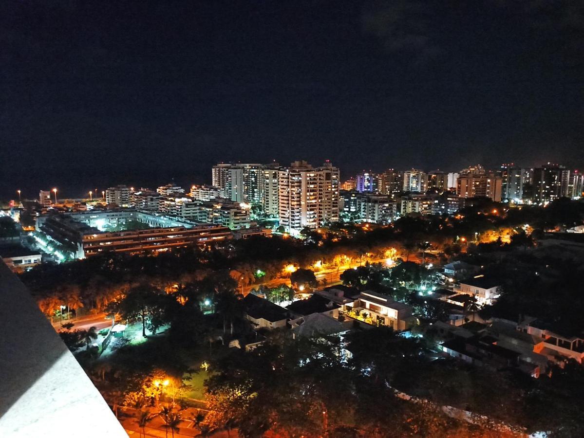 Barra Prime Flats, Ed Mediterraneo, Wi-fi 400mb, Balsa Pra Gratis, Ar Condicionado Novo! *