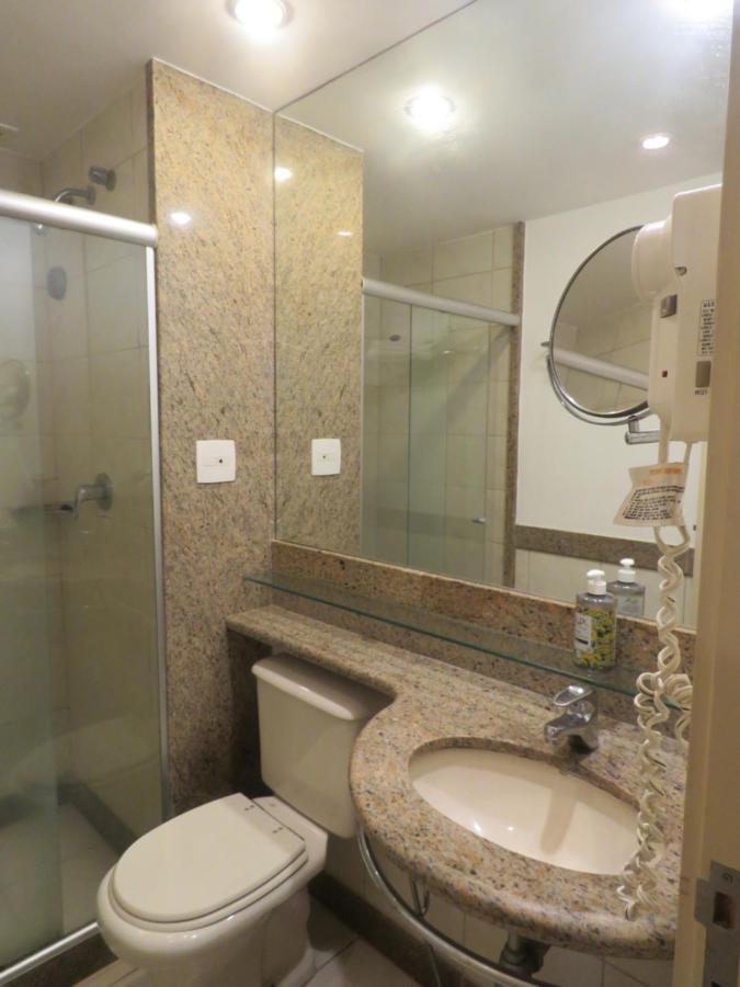 Apartment Barra Prime Flats, Ed Mediterraneo, Wi-fi 400mb, Balsa Pra Gratis, Ar Condicionado Novo! *