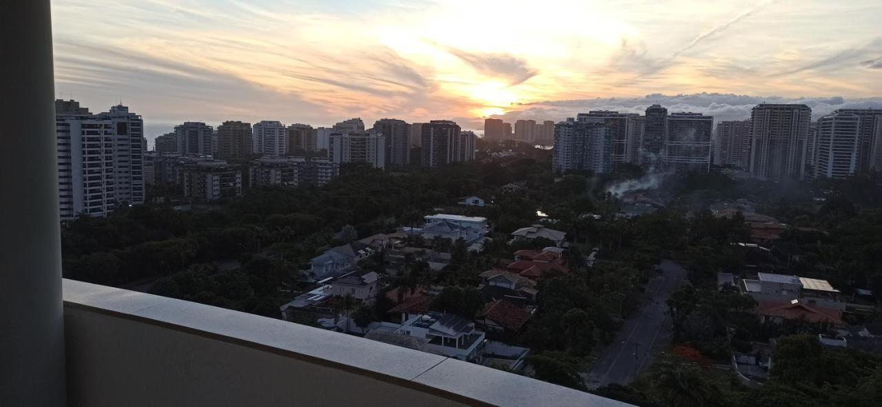 Barra Prime Flats, Ed Mediterraneo, Wi-fi 400mb, Balsa Pra Gratis, Ar Condicionado Novo! *