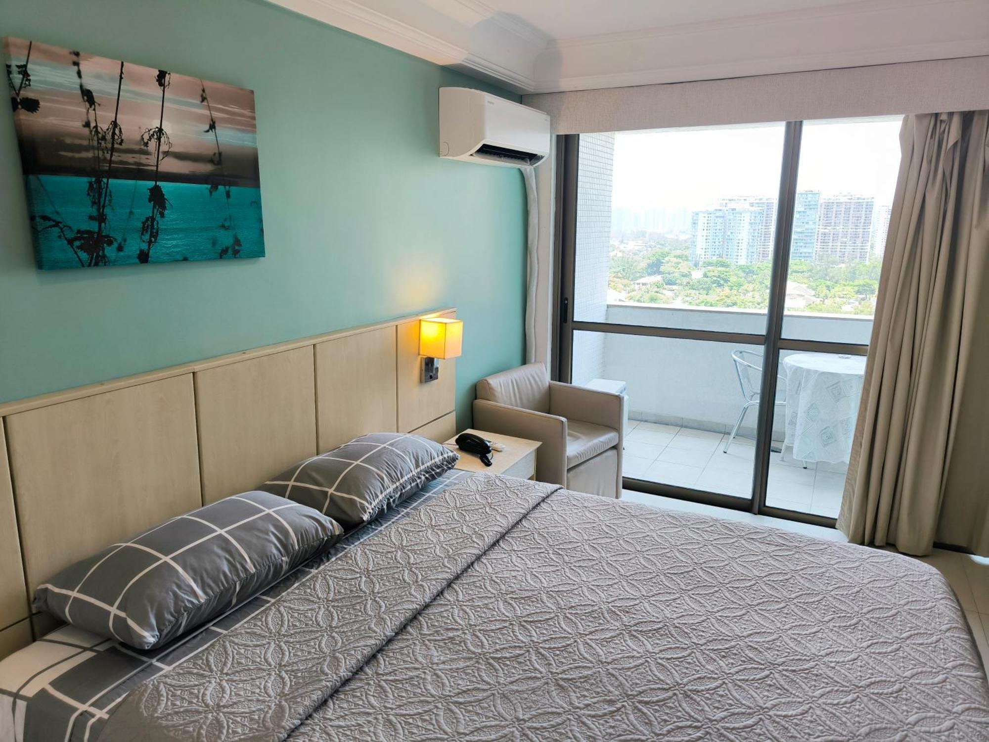 Barra Prime Flats, Ed Mediterraneo, Wi-fi 400mb, Balsa Pra Gratis, Ar Condicionado Novo! Apartment Rio de Janeiro