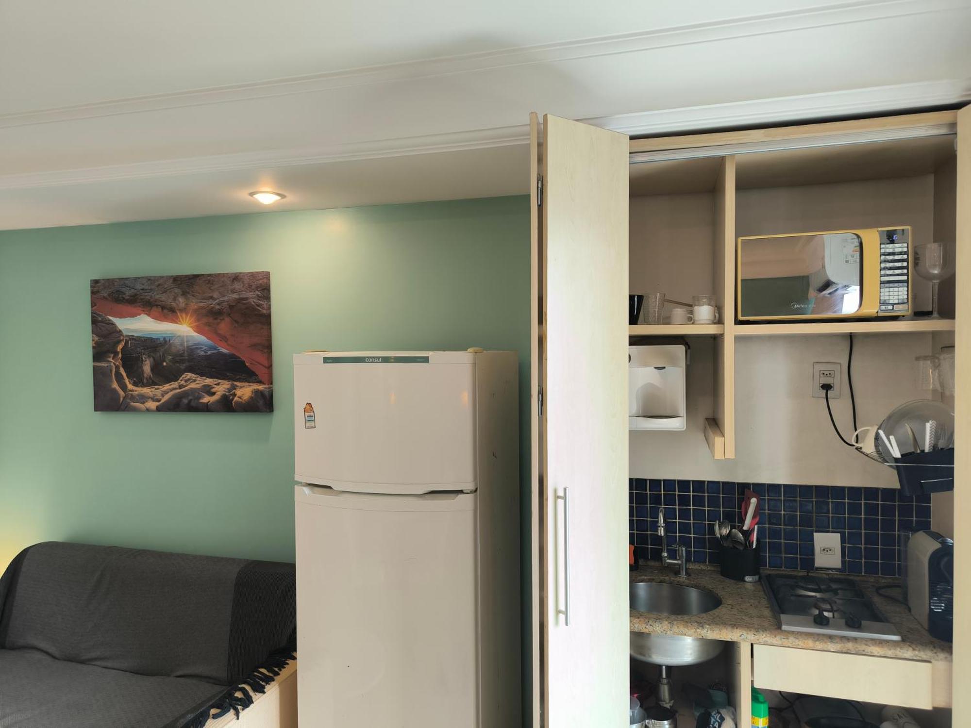 Barra Prime Flats, Ed Mediterraneo, Wi-fi 400mb, Balsa Pra Gratis, Ar Condicionado Novo! *